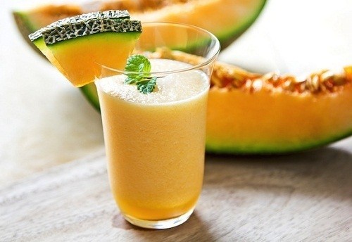 1492579897 cantaloupe smoothie