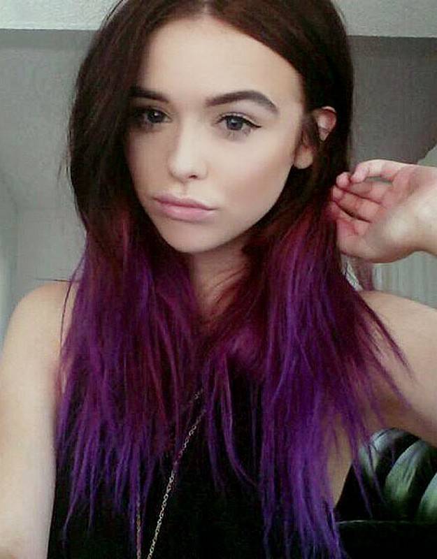 https://image.sistacafe.com/images/uploads/content_image/image/34060/1441773885-Acacia-Brinley-Red-Hair-Color-2015-Straight-Hairstyles-Purple-Hair-Color.jpg