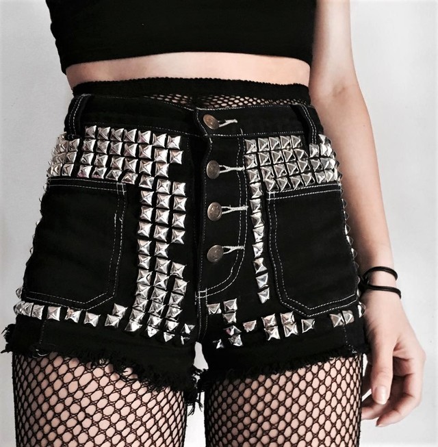 1493096030 fishnet09