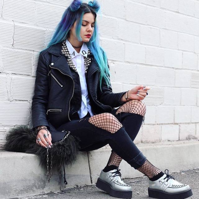 1493096096 fishnet10