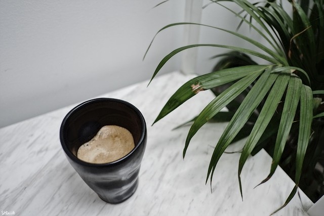 [ hands and heart คาเฟ่ย่านทองหล่อ ] White Coffee 120-.