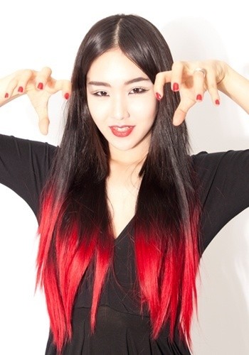 1493788378 gothic red ombre