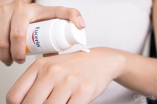 รีวิวกันแดด Eucerin Sun Acne Oil Control SPF 50+ PA+++ กันแดดสิว ควบคุมความมัน ลดสิว