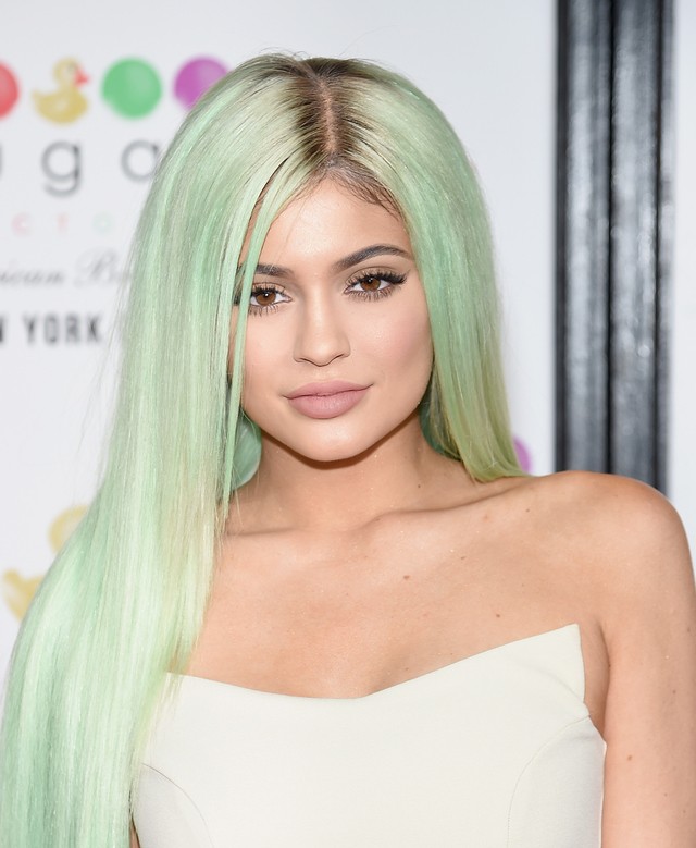 1494228334 long pastel hair
