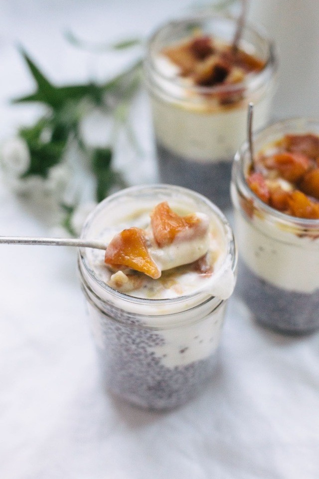 https://image.sistacafe.com/images/uploads/content_image/image/352594/1494334449-Apple-Pie-Chia-Pudding-Nanette-Wong-7.jpg