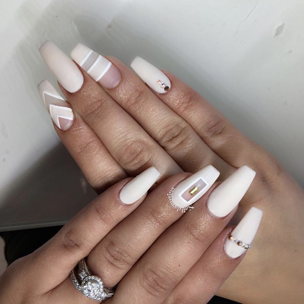 1494393815 58 cut out nails