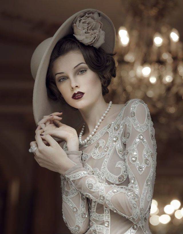 https://image.sistacafe.com/images/uploads/content_image/image/35463/1441957271-the-great-gatsby-outfit.jpg