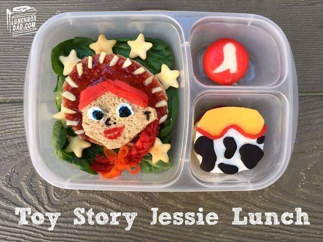 https://image.sistacafe.com/images/uploads/content_image/image/35537/1441959402-Why-I-Make-Fun-Character-Bento-Lunches-For-My-Kids3__700.jpg