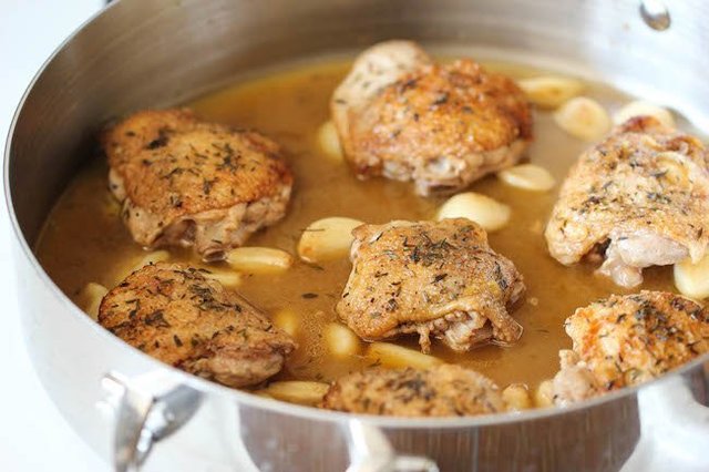 1495435281 chicken 40 cloves garlic