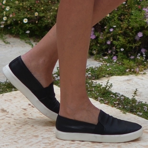 1495480915 vince slip on perforated sneakers