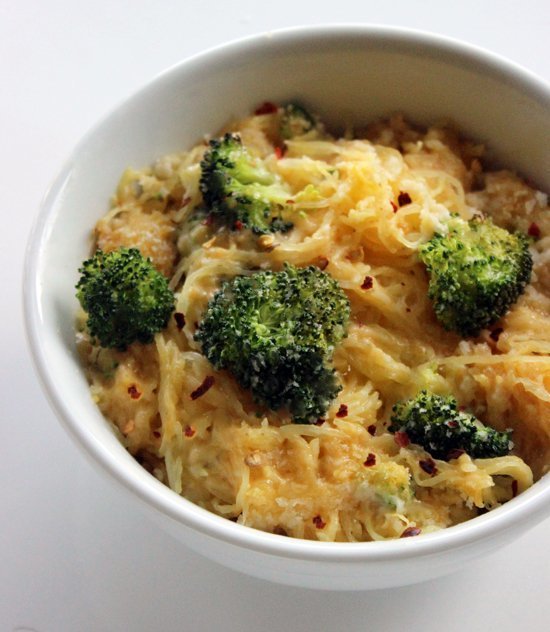 1495611585 spaghetti squash mac cheese broccoli