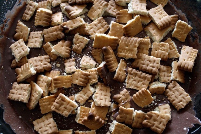 https://image.sistacafe.com/images/uploads/content_image/image/362261/1495635372-Lazy-4-Biscuits.jpg