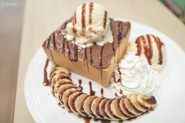 รีวิว คาเฟ่แมว Cat Up Cafe