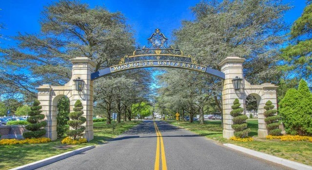 https://image.sistacafe.com/images/uploads/content_image/image/363909/1495942234-monmouth-university-gate.jpg
