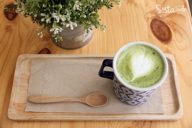 คาเฟ่ ทองหล่อ 14 Wie Immer Bangkok Matcha Latte