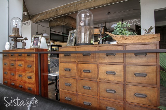 https://image.sistacafe.com/images/uploads/content_image/image/368619/1496636719-_Kurious_Cafe_%E0%B8%84%E0%B8%B2%E0%B9%80%E0%B8%9F%E0%B9%88%E0%B8%94%E0%B8%B4%E0%B8%9A%E0%B9%80%E0%B8%97%E0%B9%88_%E0%B8%AA%E0%B8%B8%E0%B8%82%E0%B8%B8%E0%B8%A1%E0%B8%A7%E0%B8%B4%E0%B8%97_36__%E0%B8%A5%E0%B8%B4%E0%B9%89%E0%B8%99%E0%B8%8A%E0%B8%B1%E0%B8%81%E0%B8%A2%E0%B8%B2%E0%B9%82%E0%B8%9A%E0%B8%A3%E0%B8%B2%E0%B8%93.jpg