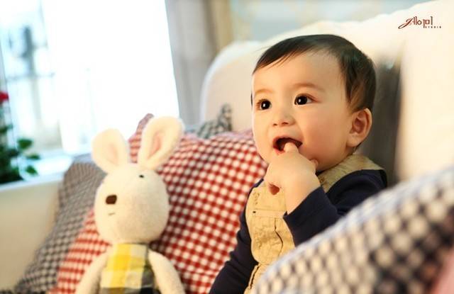 https://image.sistacafe.com/images/uploads/content_image/image/36920/1442326823-baby-mason.jpg