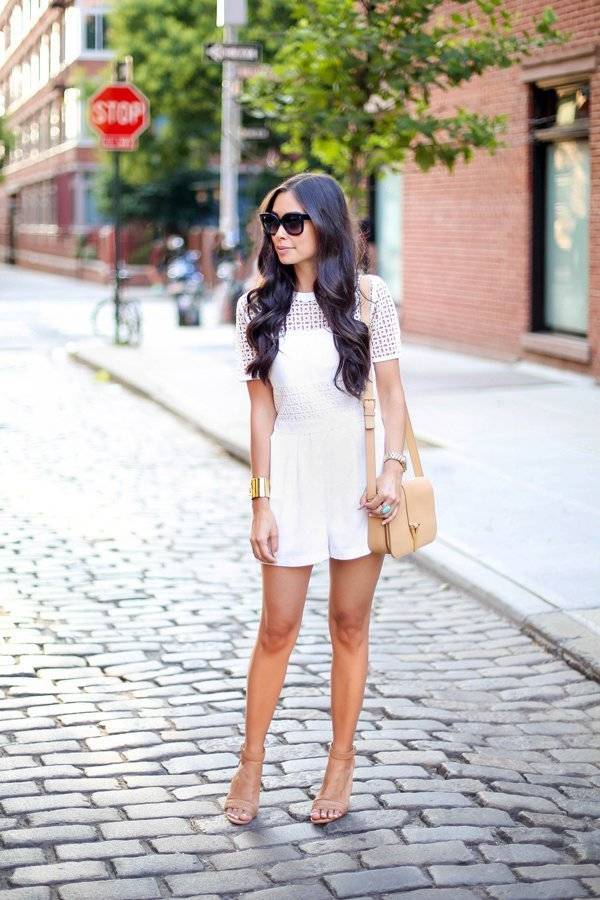 https://image.sistacafe.com/images/uploads/content_image/image/37125/1442386954-White-Checked-Jumpsuit.jpg