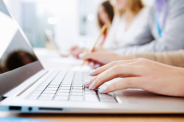 https://image.sistacafe.com/images/uploads/content_image/image/37184/1442391678-computer-classes-5.jpg