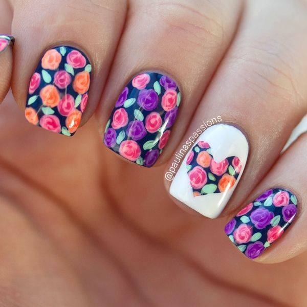 1442518919 dark blue and roses mani