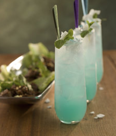 https://image.sistacafe.com/images/uploads/content_image/image/378560/1497623505-Mint-turquoise-signature-wedding-drink.png