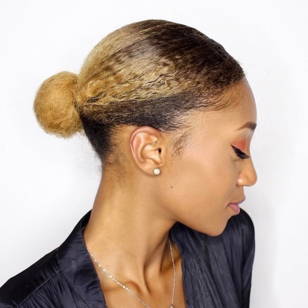https://image.sistacafe.com/images/uploads/content_image/image/378635/1497677284-20-small-bun-for-natural-hair.jpg