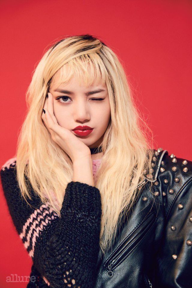 1498846870 290263b89d37eb7685b2e34d24a463b1  wallpaper kpop lisa blackpink wallpaper
