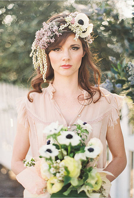 1442949922 flower crowns floral crowns wedding hairstyle ideas black and white anemone flower crown