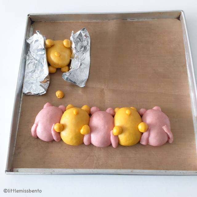 https://image.sistacafe.com/images/uploads/content_image/image/39235/1442975737-Pooh-Tsum-Tsum-Bread-Recipe-1-1024x1024.jpg