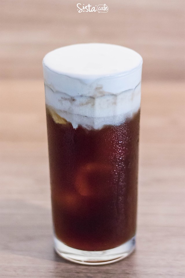 [ร้านกาแฟ ทองหล่อ The Asia Cafe ] Sea salt coffee ( 90 บาท)