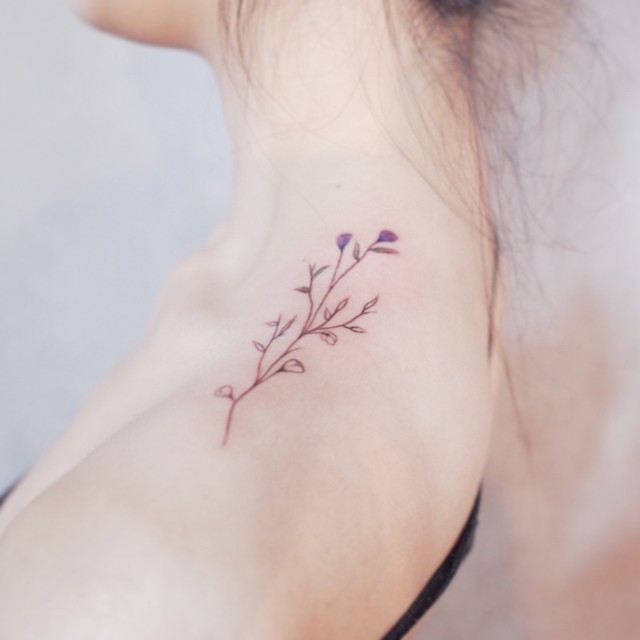  รอยสักมินิมอล รอยสักผู้หญิง ลายสักผู้หญิง รอยสัก Minimal