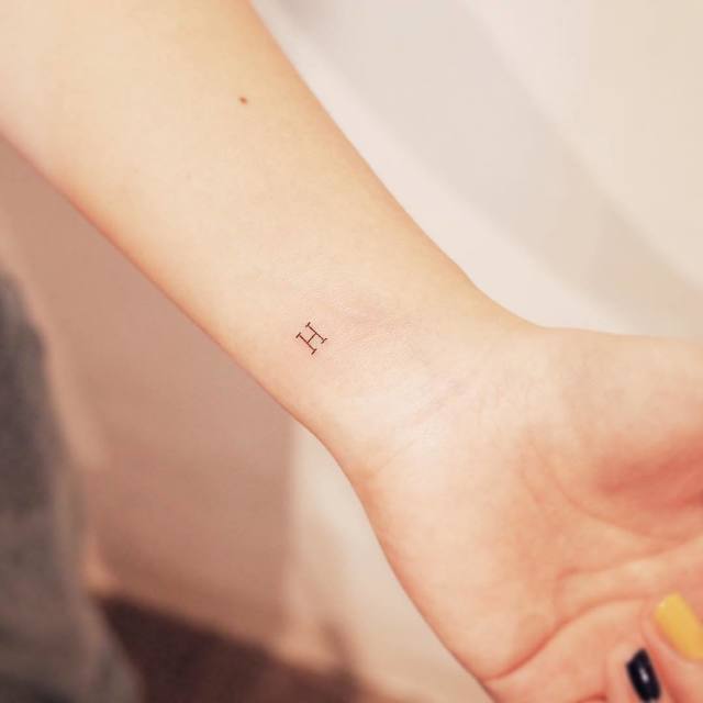  รอยสักมินิมอล รอยสักผู้หญิง ลายสักผู้หญิง รอยสัก Minimal