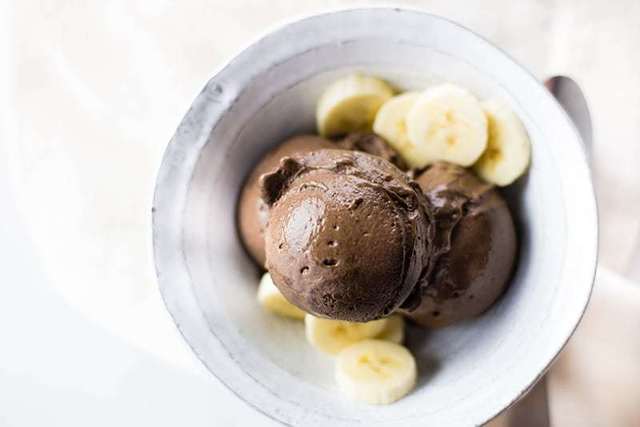 1501475964 chocolate banana ice cream 4