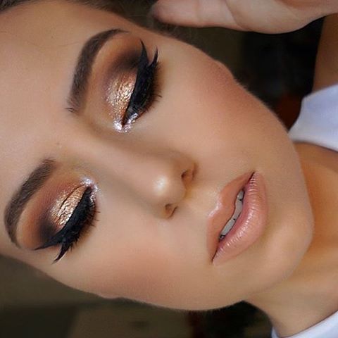 1501566763 golden bronze makeup0128