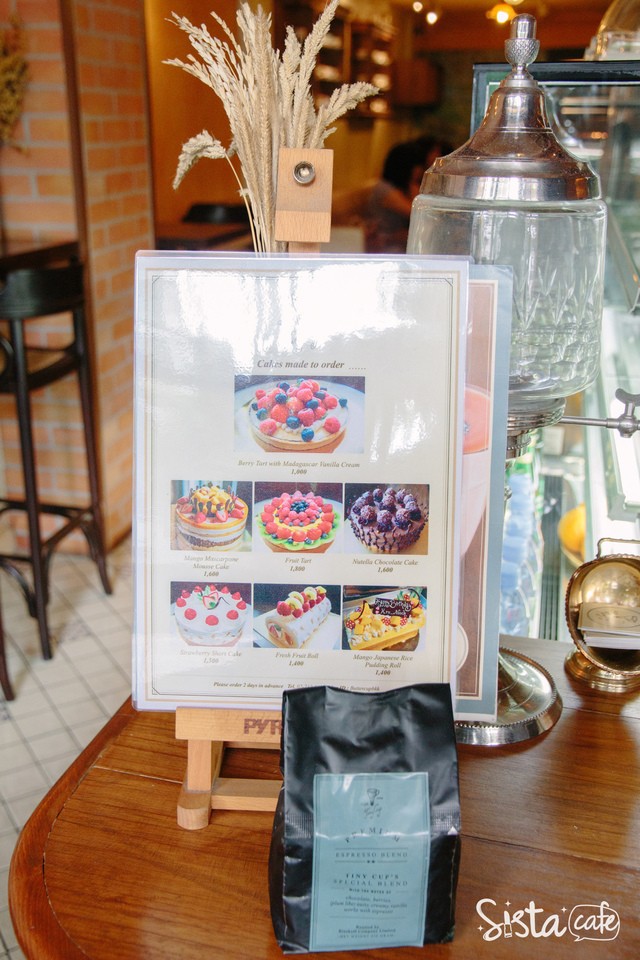 ร้านอาหาร ทองหล่อ 23 Tiny Cup Cafe คาเฟ่ bakery cake