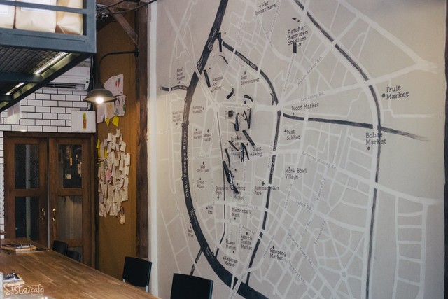 ช้ัน1Unbranded cafe ร้านอาหาร ร้านกาแฟ คาเฟ่ เสาชิงช้า