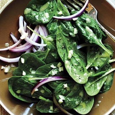 https://image.sistacafe.com/images/uploads/content_image/image/41437/1443672878-1101p34-spinach-garlic-vinaigrette-m.jpg