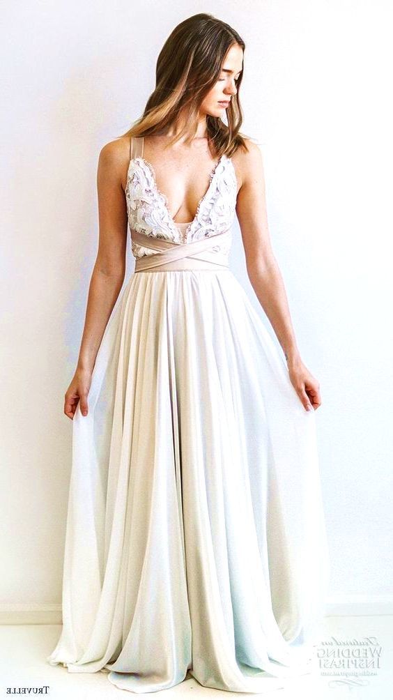 1502083235 34 unforgettable boho wedding dresses that will amaze you 19