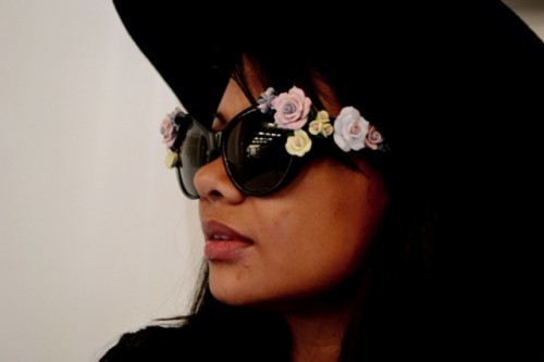 1502113017 15 romantic flower sunglasses for summer2 500x333