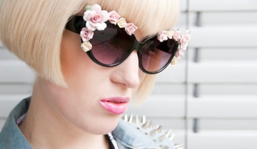 1502113285 15 romantic flower sunglasses for summer10 500x291
