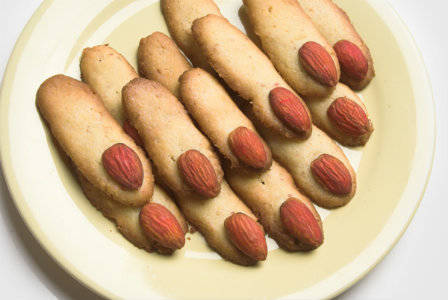 1443691878 monster lady finger cookies