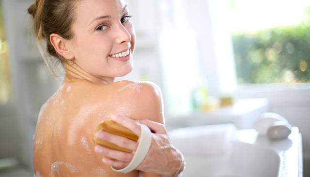 https://image.sistacafe.com/images/uploads/content_image/image/41673/1443720539-body-scrub-.jpg