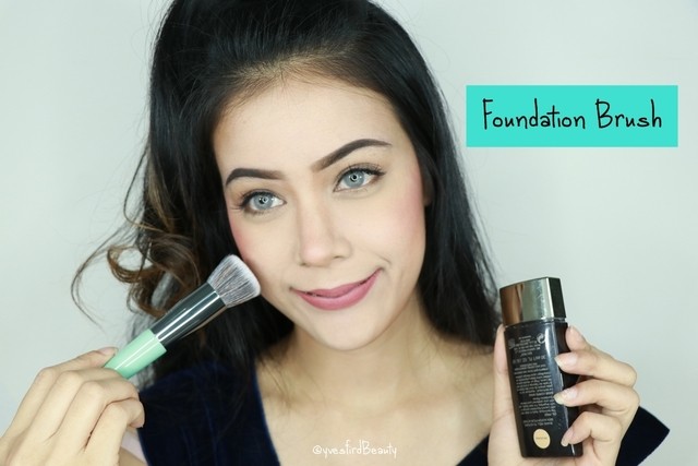 1502694160 foundation brush