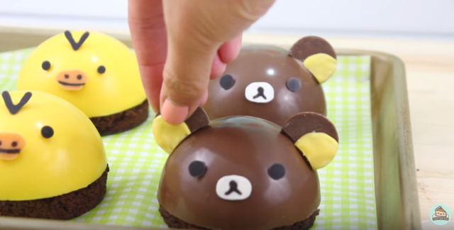 https://image.sistacafe.com/images/uploads/content_image/image/42075/1443776634-sistacafe_food_rilakkuma_bombes_cake_31.png