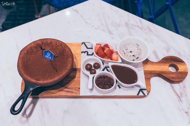 ที่ Brix Dessert Bar ร้านขนม สยาม