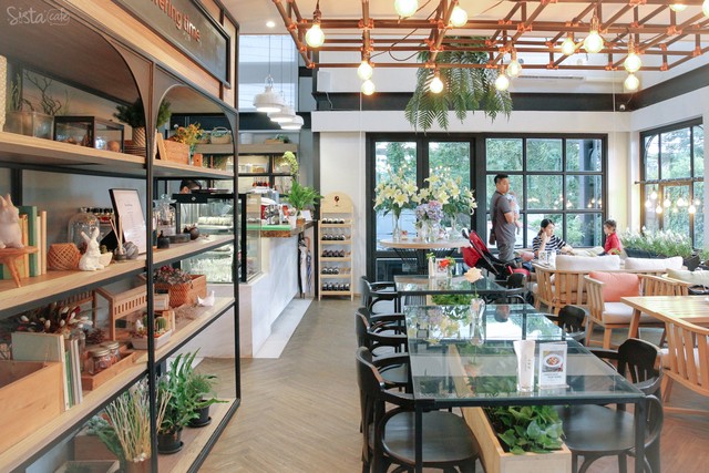 บรรยากาศ Cold spring cafe ร้านอาหาร ลาดพร้าว คาเฟ่