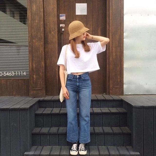 1504260418 51ee674cabc0a218df588d3a104d34f1  korea style jeans style