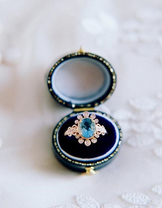 1505204754 vintage inspired engagement ring by claire pettibone