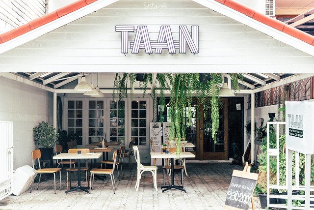 TAAN Organic Cafe ร้านอาหาร เมืองทอง 