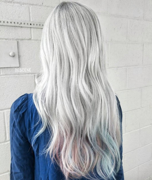 1505629241 79 dimensional platinum added some touches of pastel pink and blue